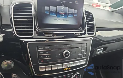 2019 Mercedes-Benz Gls 63 Amg 4Matic z USA, uszkodzony, nr VIN 4JGDF7FE8KB219514